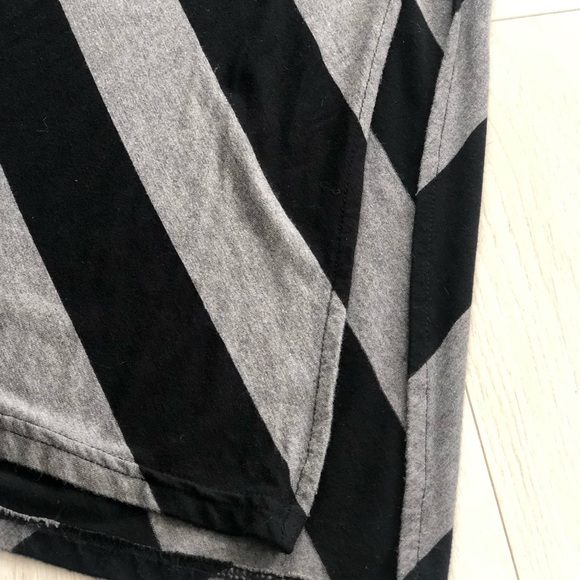 $14 or 3 for $26 Banana Republic Skirt - Picture 2 of 6